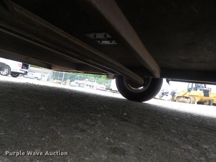 image for item DC7256 1995 Wells Cargo CW121-102 enclosed cargo trailer