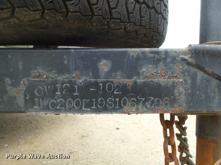 image for item DC7256 1995 Wells Cargo CW121-102 enclosed cargo trailer