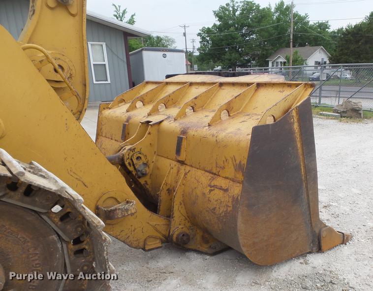 image for item DC7259 2001 Caterpillar 963C track loader