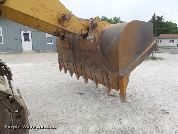 image for item DC7259 2001 Caterpillar 963C track loader