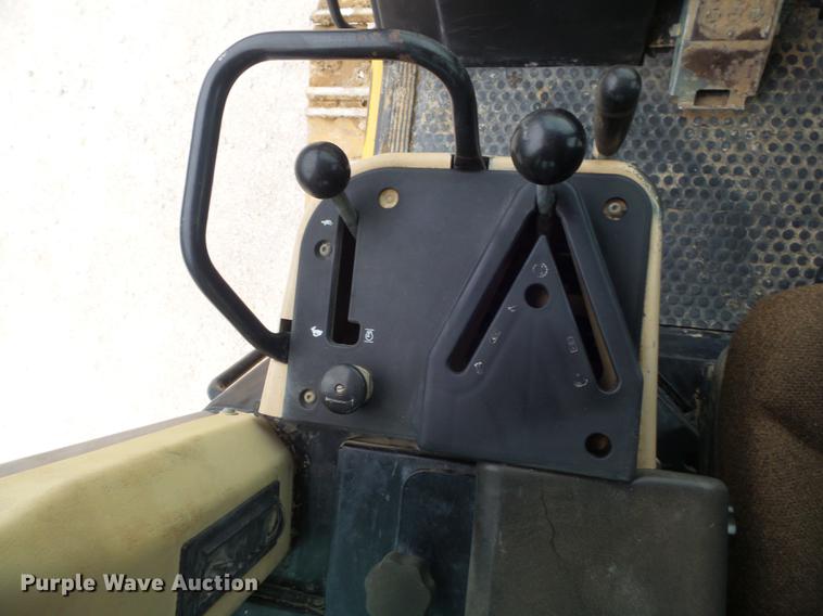 image for item DC7259 2001 Caterpillar 963C track loader