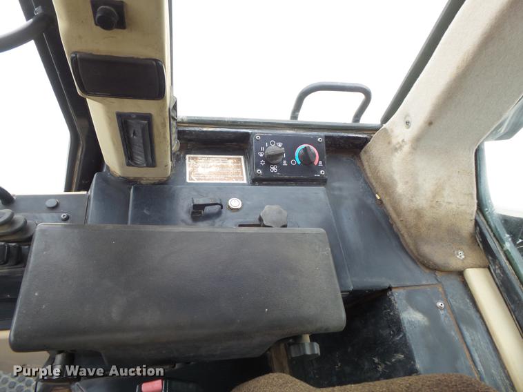 image for item DC7259 2001 Caterpillar 963C track loader