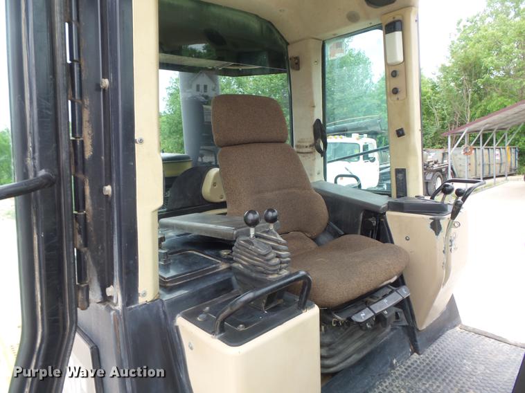 image for item DC7259 2001 Caterpillar 963C track loader