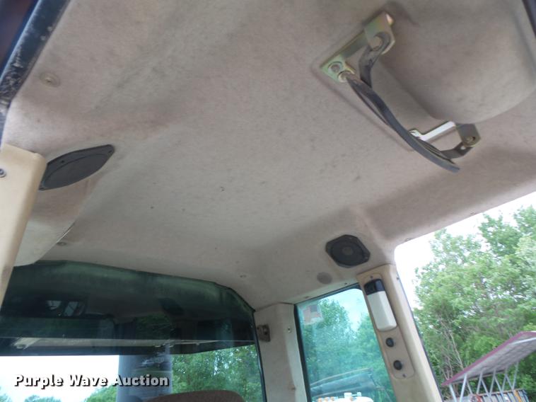 image for item DC7259 2001 Caterpillar 963C track loader