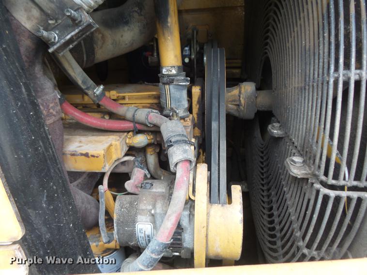 image for item DC7259 2001 Caterpillar 963C track loader