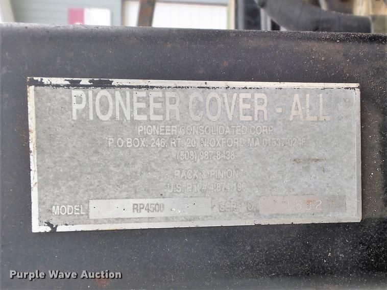 image for item DC7269 1999 Mack DM690S hooklift truck