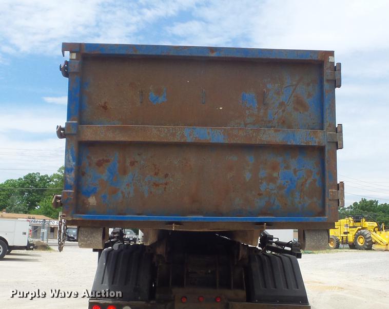 image for item DC7271 Hook lift container