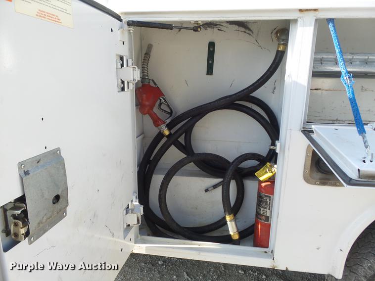 image for item DC7275 2006 Chevrolet Silverado 2500HD utility bed pickup truck