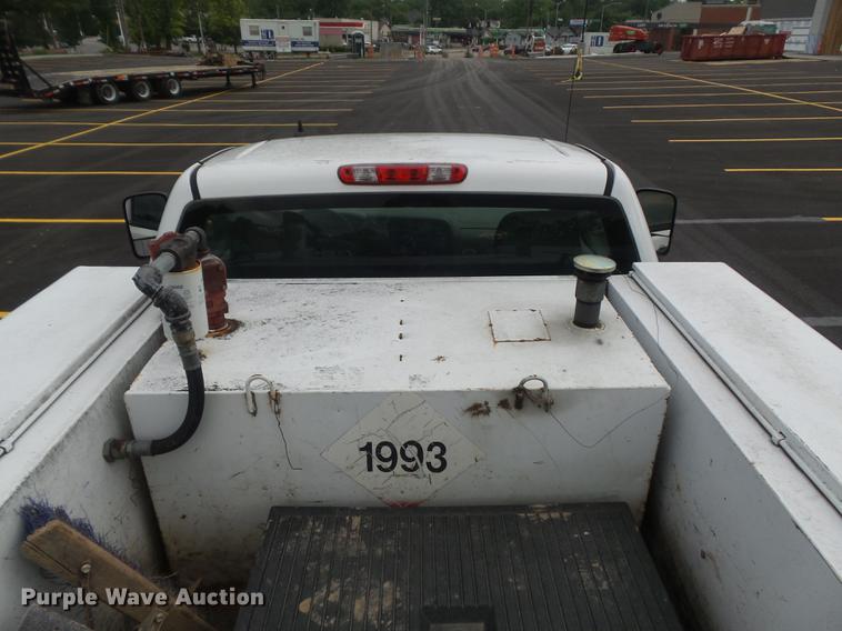 image for item DC7276 2008 Chevrolet Silverado 2500HD utility bed pickup truck