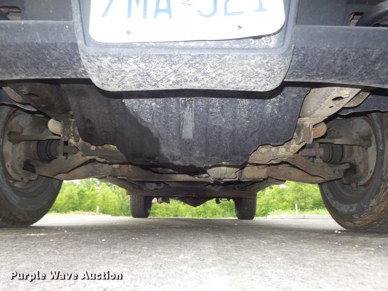 image for item DC7276 2008 Chevrolet Silverado 2500HD utility bed pickup truck