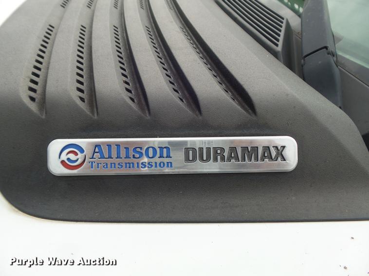 image for item DC7276 2008 Chevrolet Silverado 2500HD utility bed pickup truck