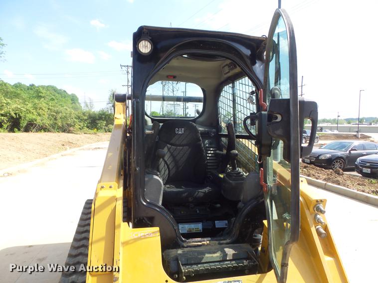 image for item DC7277 2015 Caterpillar 259D skid steer