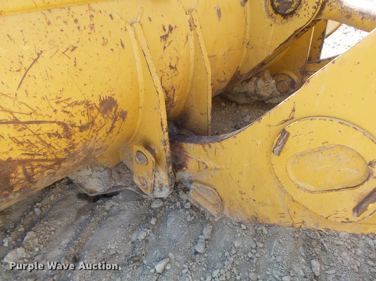 image for item DC7278 2004 Caterpillar 963C track loader