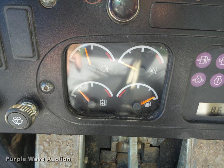 image for item DC7278 2004 Caterpillar 963C track loader