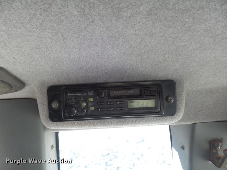 image for item DC7278 2004 Caterpillar 963C track loader