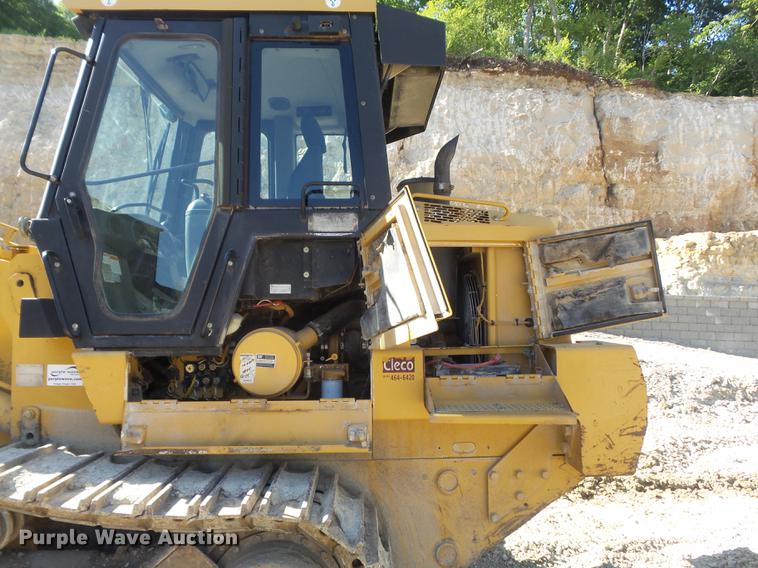 image for item DC7278 2004 Caterpillar 963C track loader