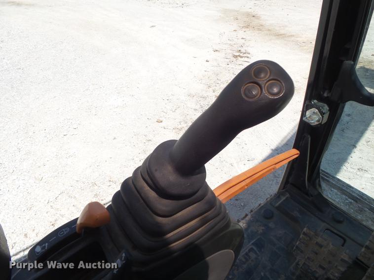 image for item DC7279 2015 Link Belt 210 X3 excavator