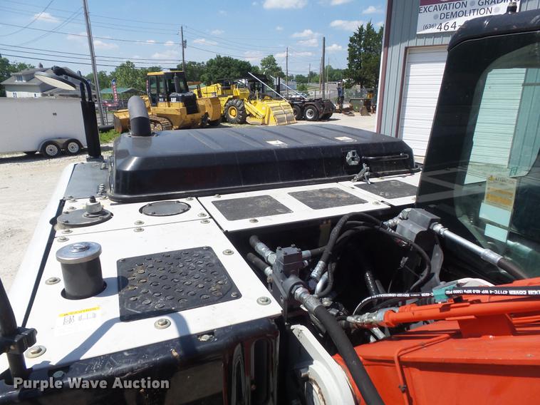 image for item DC7279 2015 Link Belt 210 X3 excavator