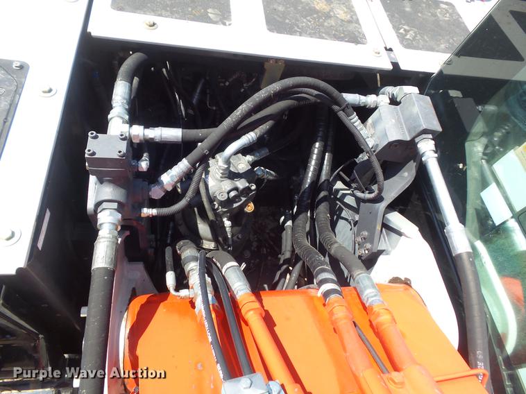 image for item DC7279 2015 Link Belt 210 X3 excavator