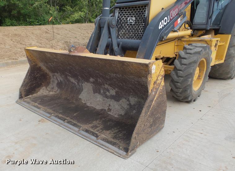 image for item DC7280 2008 John Deere 410J backhoe