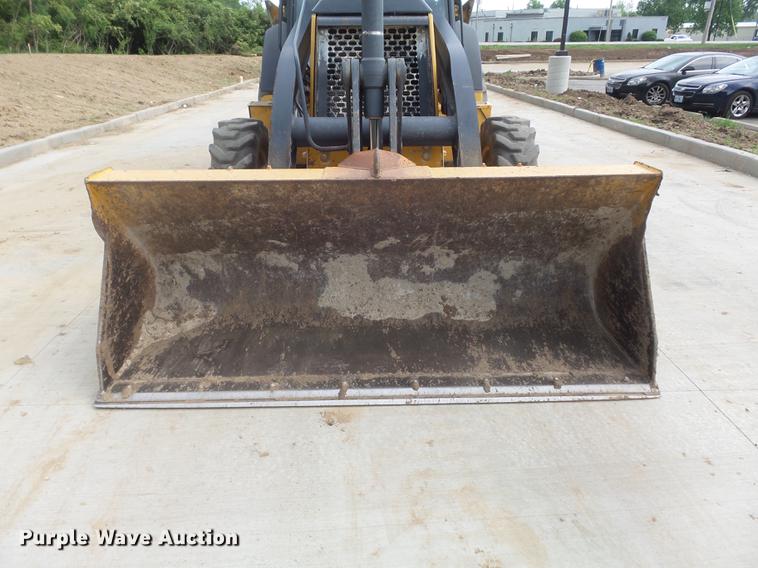 image for item DC7280 2008 John Deere 410J backhoe