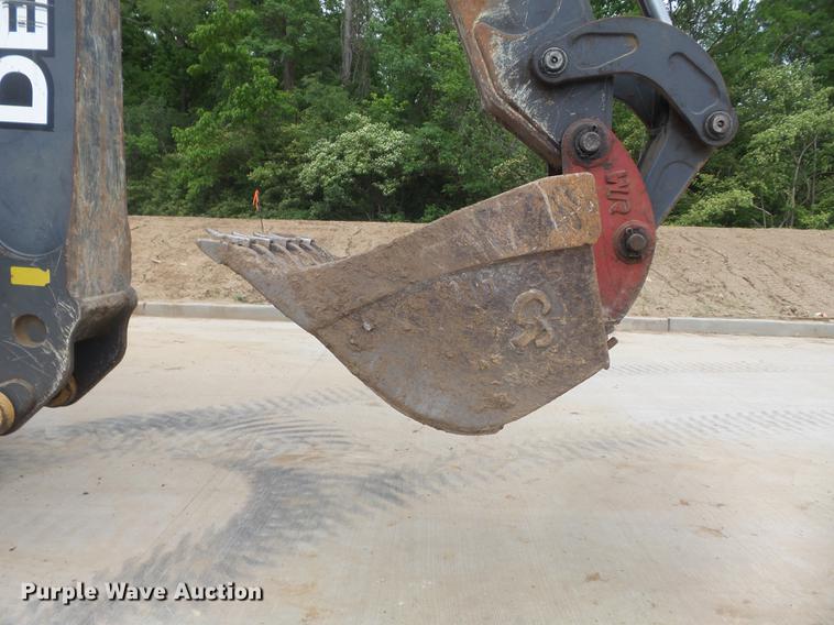 image for item DC7280 2008 John Deere 410J backhoe