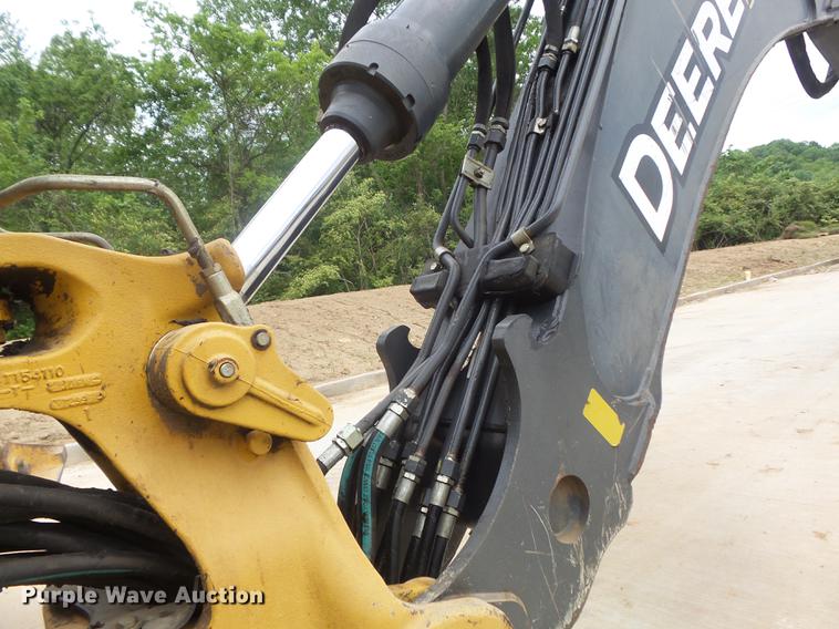 image for item DC7280 2008 John Deere 410J backhoe