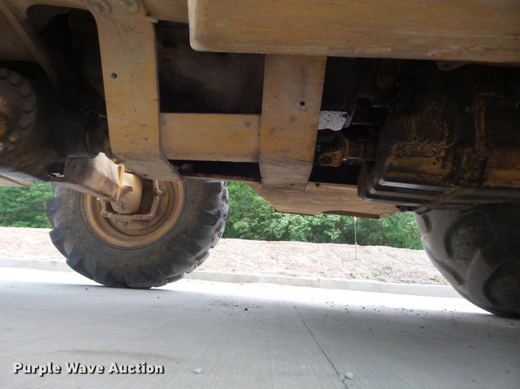 image for item DC7280 2008 John Deere 410J backhoe