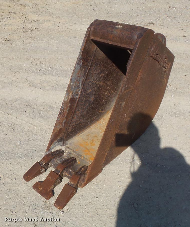 image for item DC7280 2008 John Deere 410J backhoe