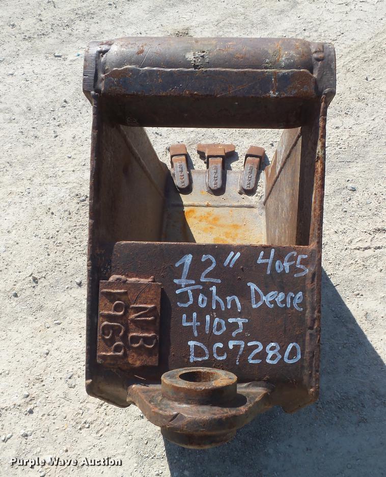 image for item DC7280 2008 John Deere 410J backhoe