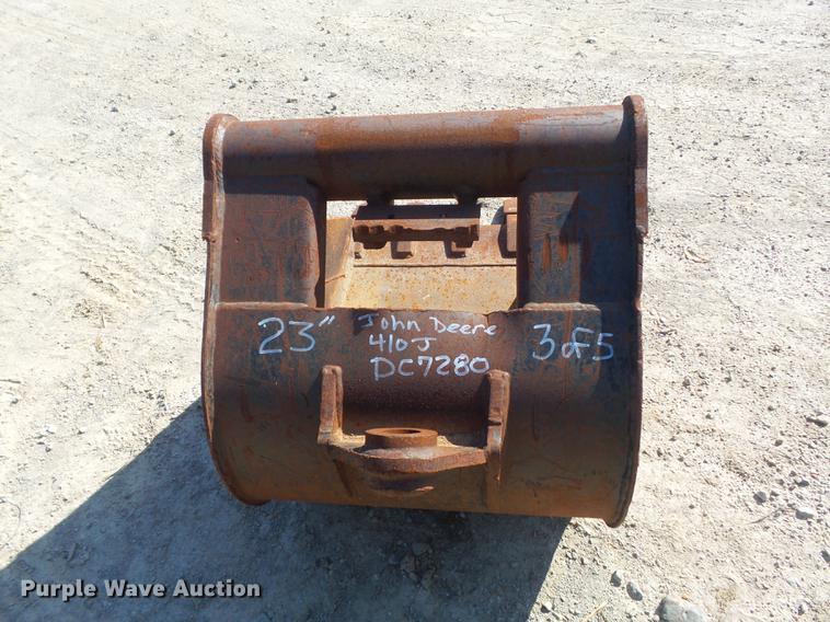 image for item DC7280 2008 John Deere 410J backhoe