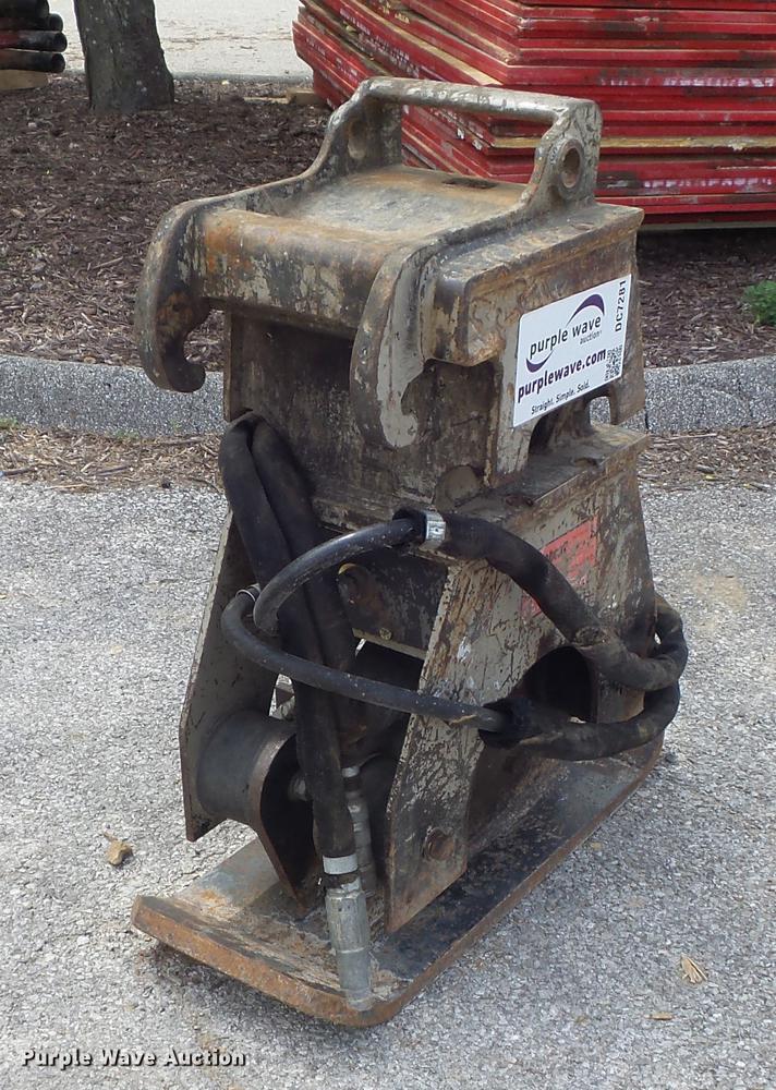 image for item DC7281 Okada OAC100 plate compactor