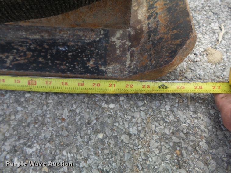 image for item DC7281 Okada OAC100 plate compactor