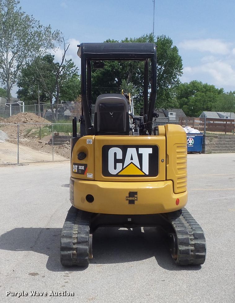 image for item DC7283 2016 Caterpillar 303E CR mini excavator