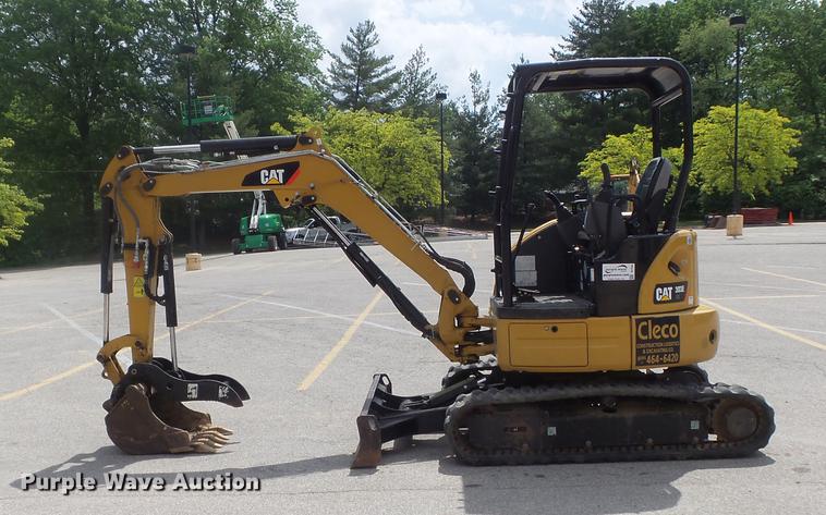image for item DC7283 2016 Caterpillar 303E CR mini excavator