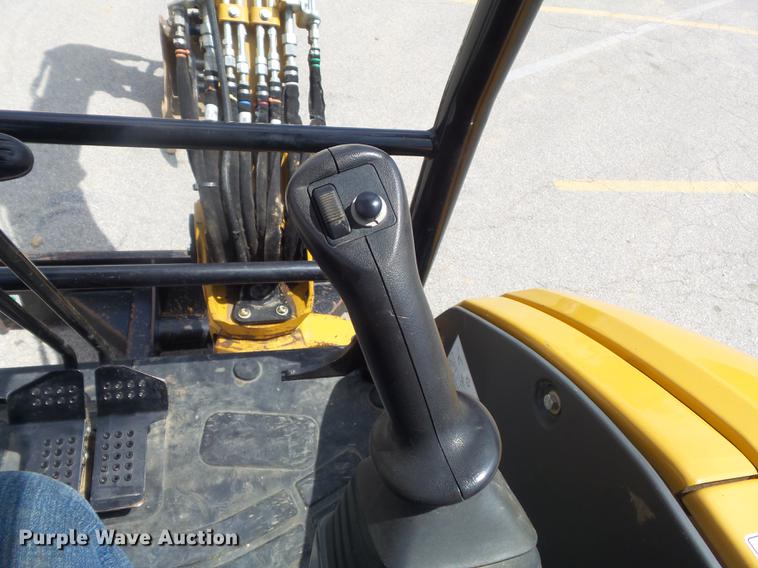 image for item DC7283 2016 Caterpillar 303E CR mini excavator