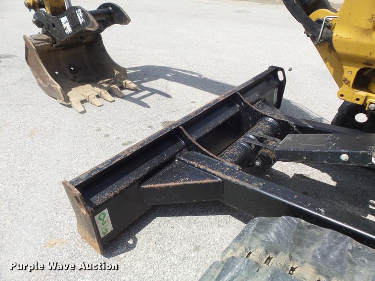 image for item DC7283 2016 Caterpillar 303E CR mini excavator