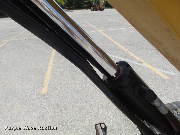 image for item DC7283 2016 Caterpillar 303E CR mini excavator