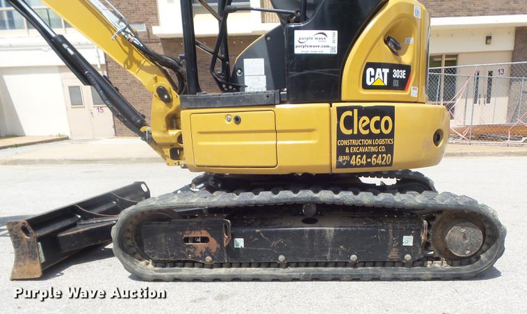 image for item DC7283 2016 Caterpillar 303E CR mini excavator