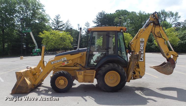 image for item DC7284 2006 John Deere 310SG backhoe