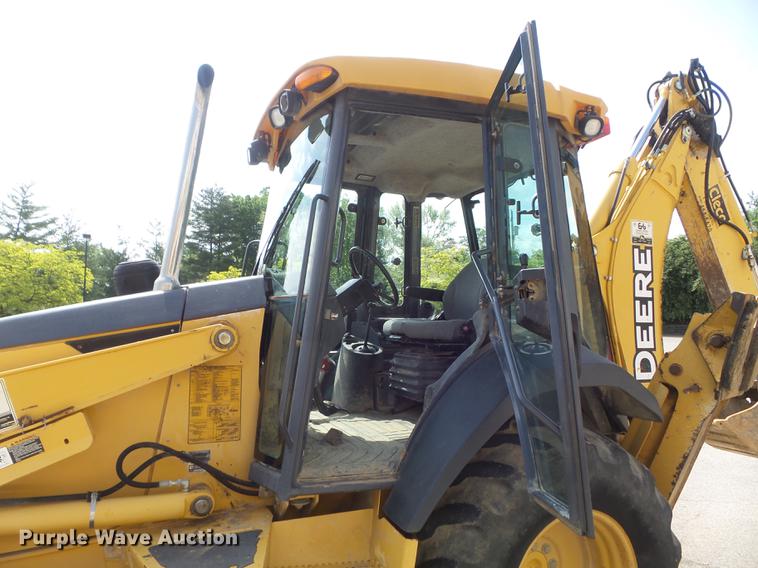 image for item DC7284 2006 John Deere 310SG backhoe