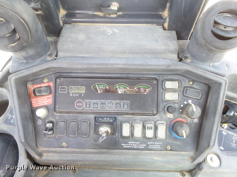 image for item DC7284 2006 John Deere 310SG backhoe