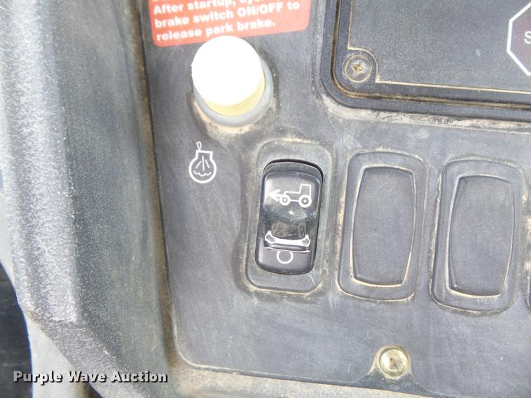 image for item DC7284 2006 John Deere 310SG backhoe