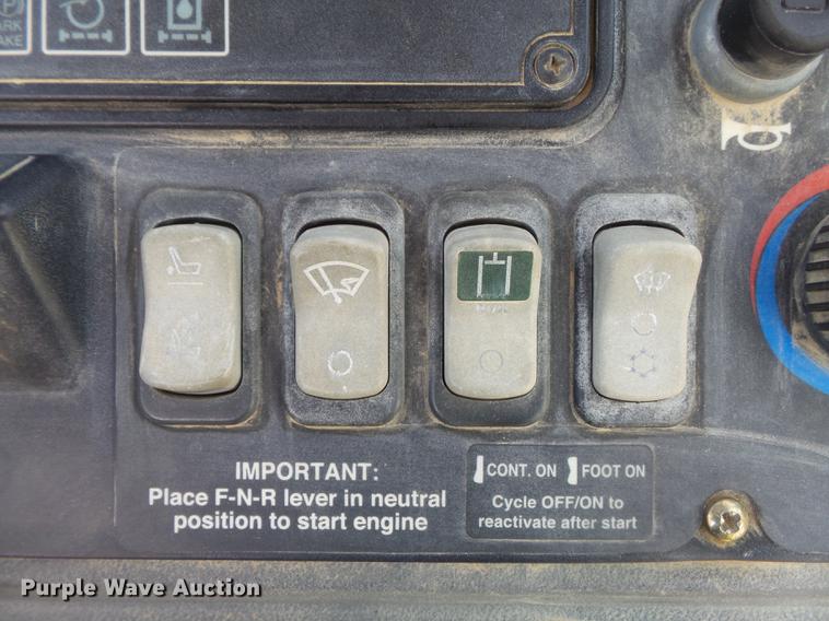 image for item DC7284 2006 John Deere 310SG backhoe