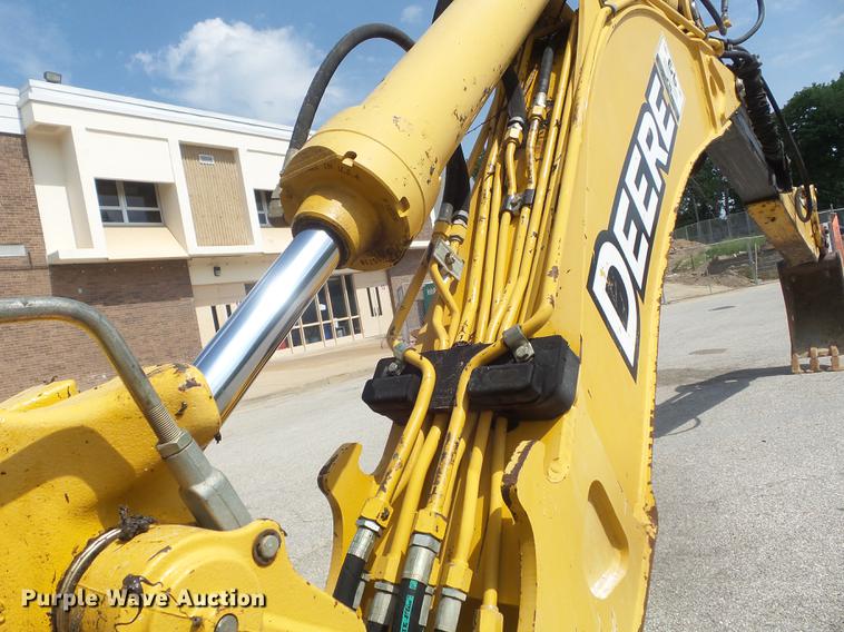 image for item DC7284 2006 John Deere 310SG backhoe