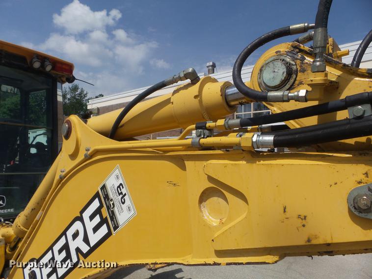 image for item DC7284 2006 John Deere 310SG backhoe