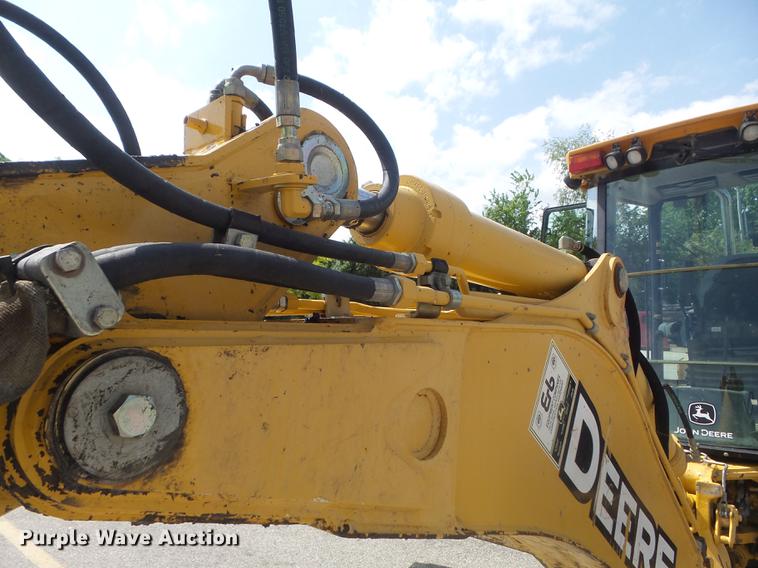 image for item DC7284 2006 John Deere 310SG backhoe