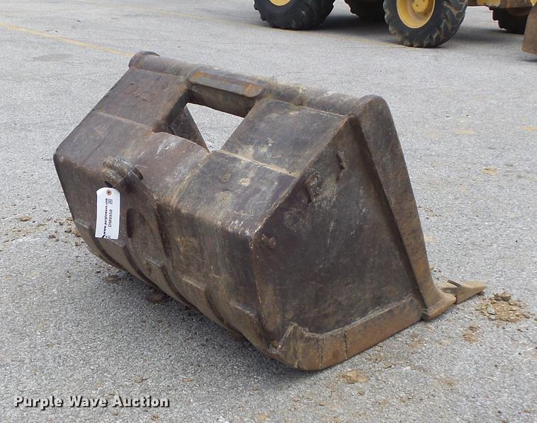 image for item DC7284 2006 John Deere 310SG backhoe