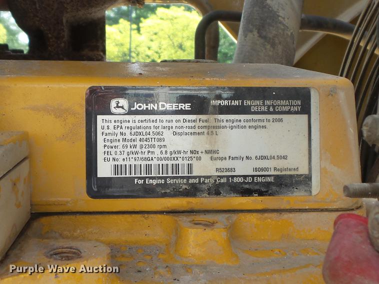 image for item DC7284 2006 John Deere 310SG backhoe