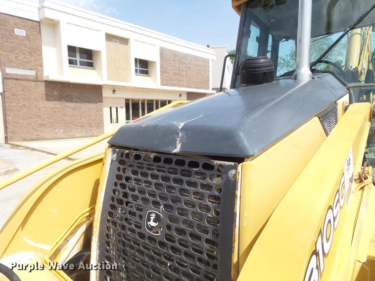 image for item DC7284 2006 John Deere 310SG backhoe